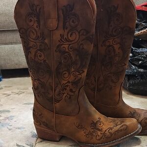 Roper Brown Embroidered Heeled Boots
